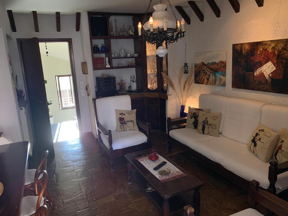 Ferienwohnung The Rustic Hug Athen Exterior foto